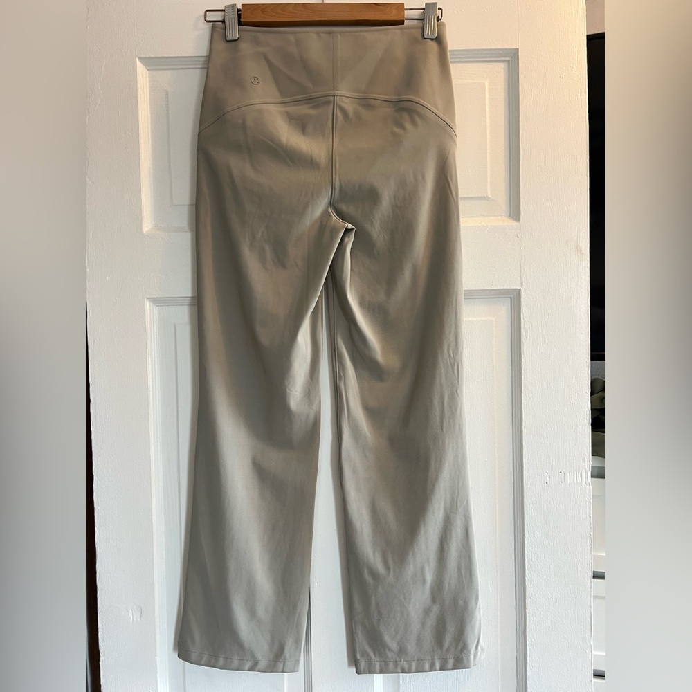 Lululemon (2024) Smooth Fit Pull-On High-Rise Cropped Pant
Riverstone - Picture 6 of 6